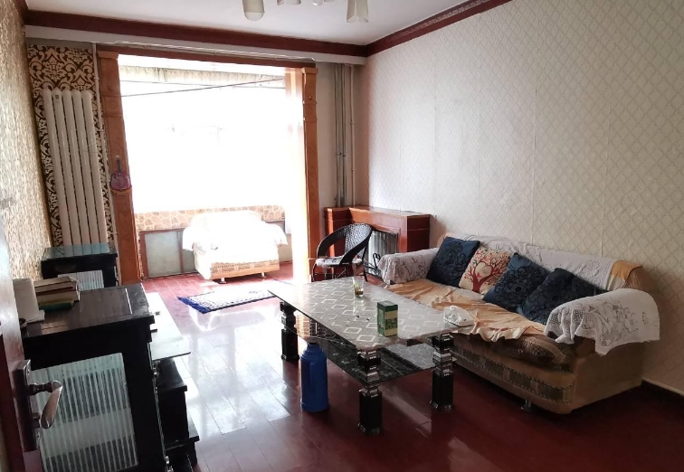 青海省医保公司家属院 普通住宅1厅 中等装修 